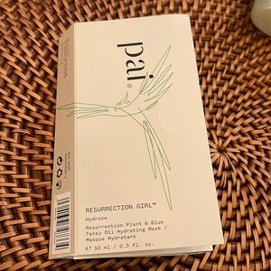 NWT Pai Clean Beauty Resurrection Girl